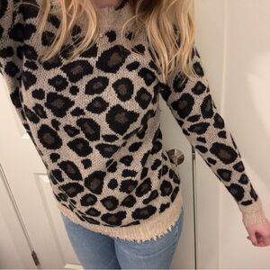 100% CASHMERE leopard print sweater - medium